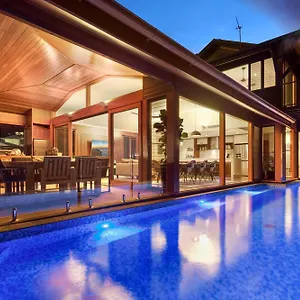 23 The Cove - Whitsunday Waterfront Living Airlie Beach